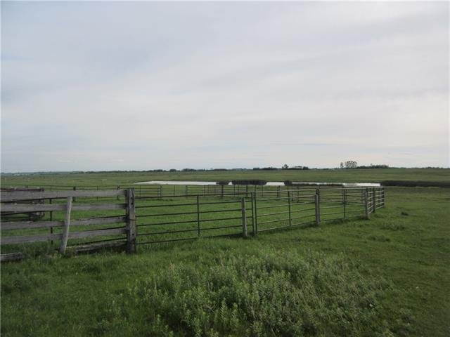 250 Range Road, Rural Wheatland County, Alberta, T1P 0X4