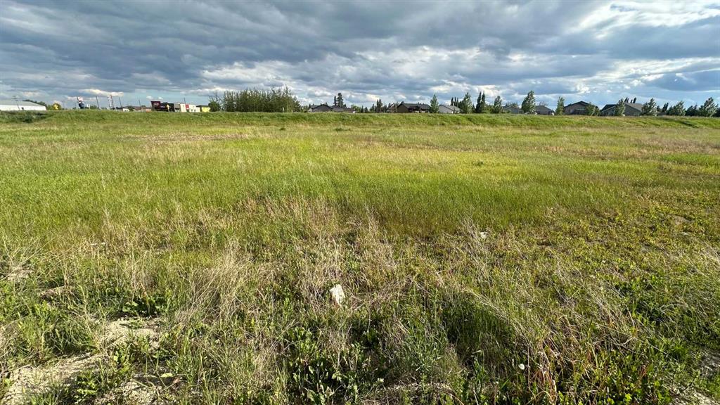 400, 500, 600 Shantz Drive, Didsbury, Alberta, T0M 0W0