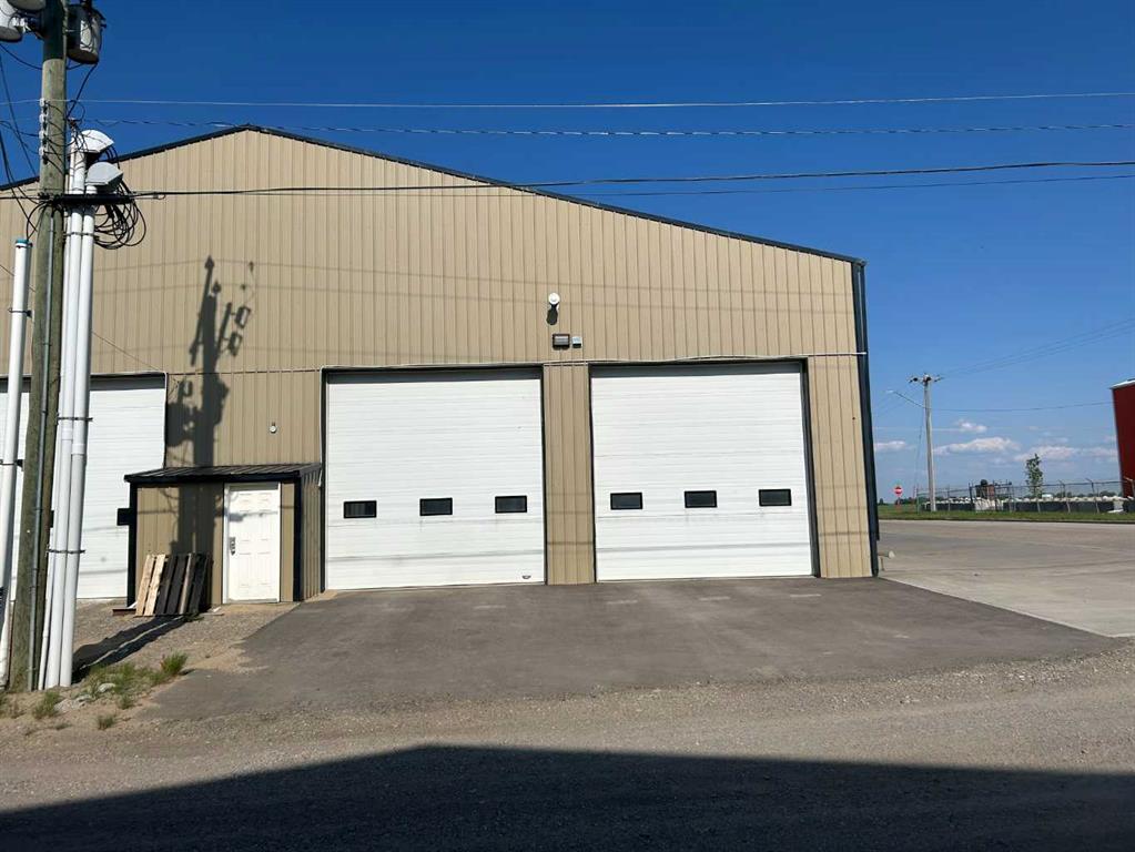 4218 46 Avenue, Olds, Alberta, T4H 1T9
