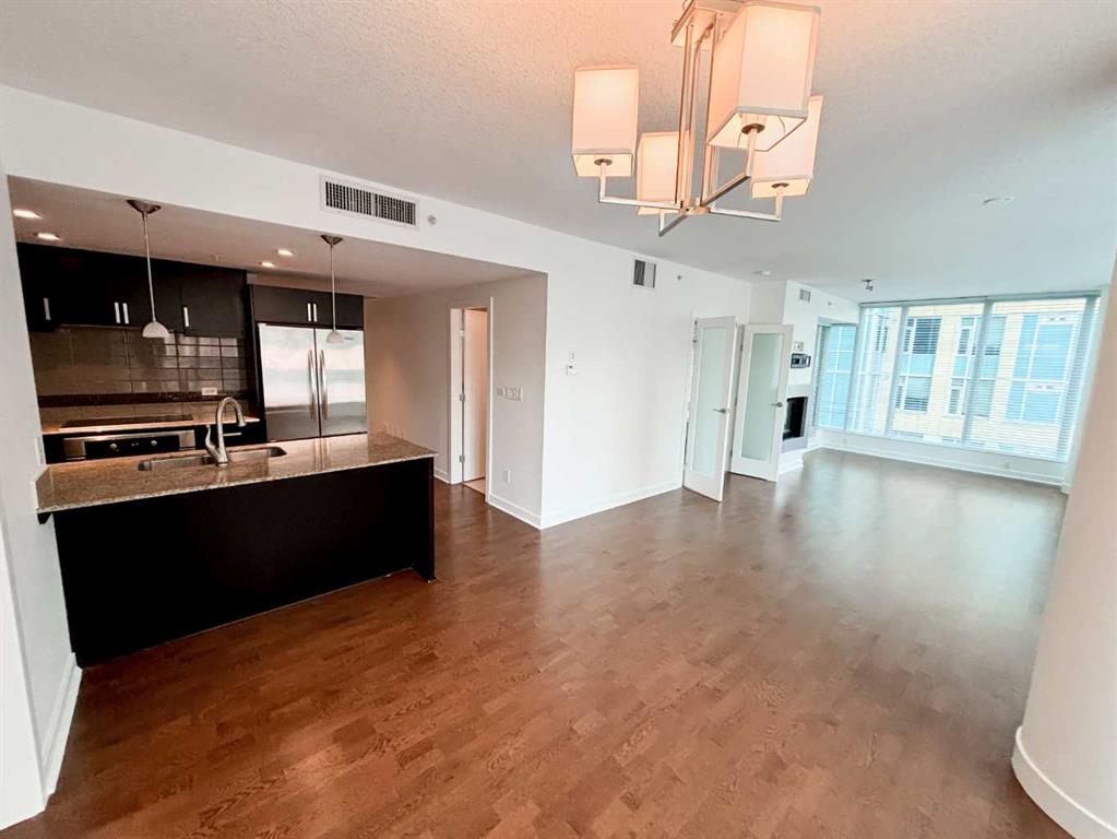 #707 888 4 Avenue SW, Calgary, Alberta, T2P 0V2