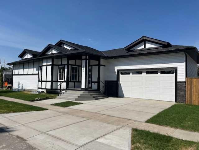 902 Macleod Trail SW, High River, Alberta, T1V 1C1