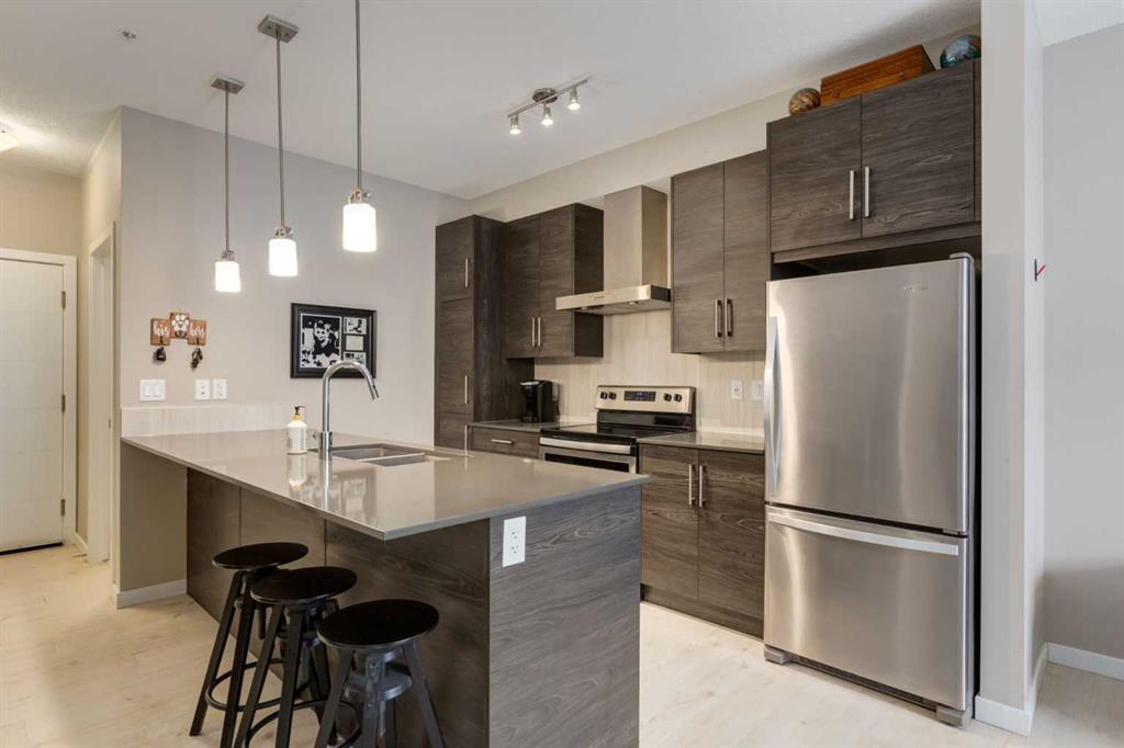 #407 122 Mahogany Centre SE, Calgary, Alberta, T3M 2Y1
