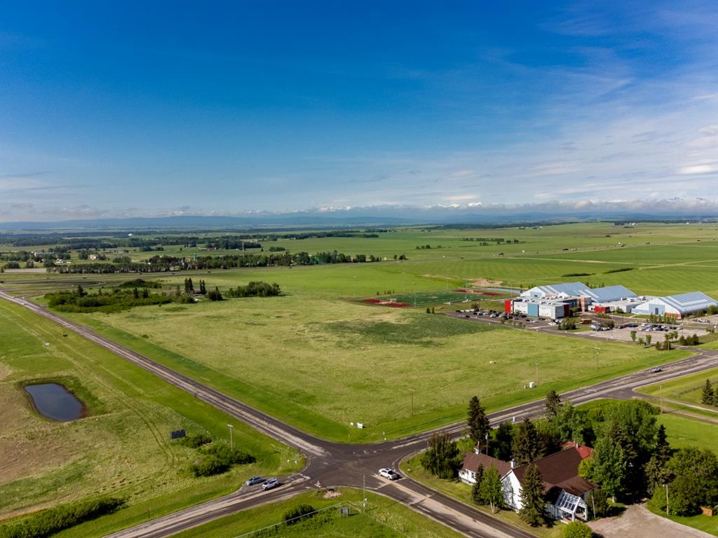 33019 Township Road 250, Rural Rocky View County, Alberta, T3Z 1L4