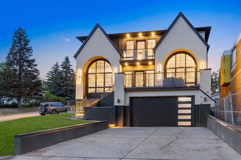 4840 22 Avenue NW, Calgary, Alberta, T3B 0Y5
