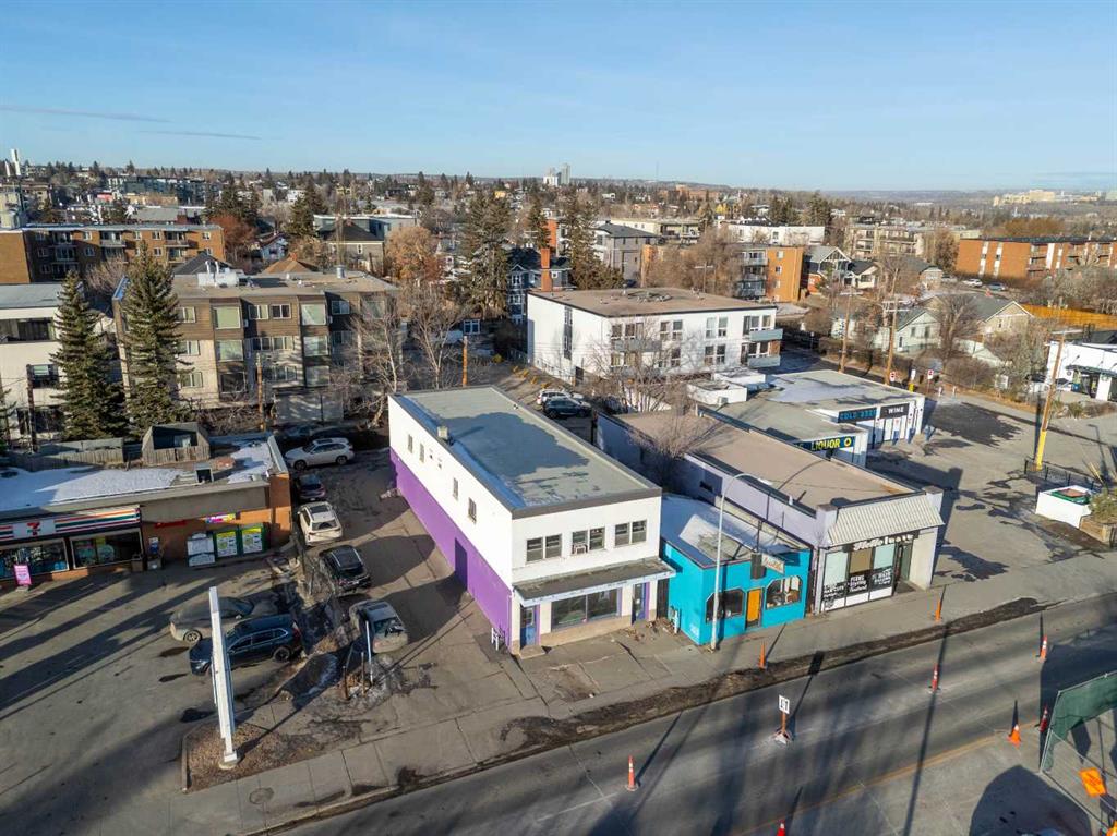 2611, 2613, 2615 14 Street SW, Calgary, Alberta, T2T 3T9