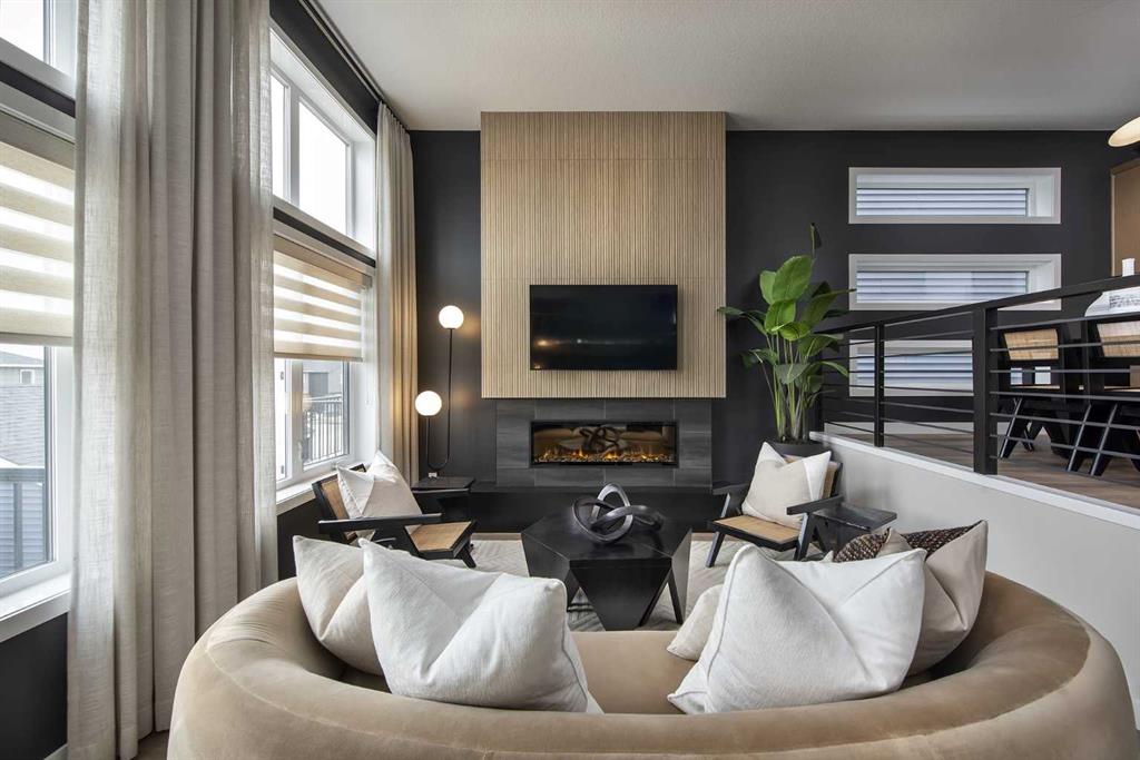 178 Mitchell Road NW, Calgary, Alberta, T3R 2G6