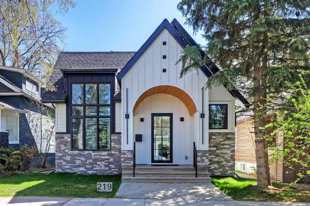 219 7 Avenue NE, Calgary, Alberta, T2E 0M8