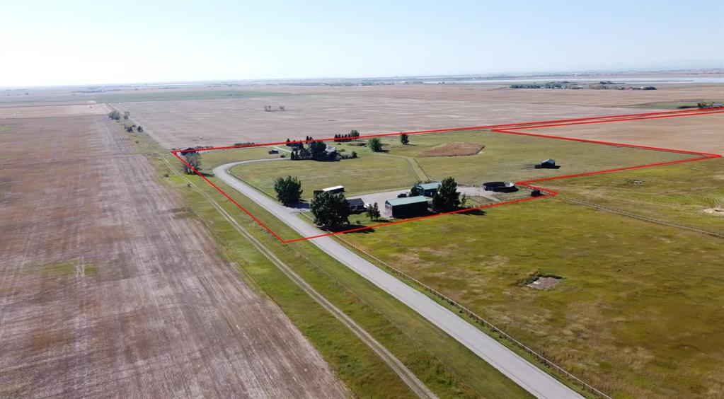 240083C Range Road 270, Rural Wheatland County, Alberta, T1P 0S2