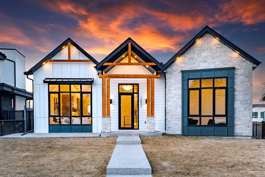 1651 St Andrews Place NW, Calgary, Alberta, T2N 3Y4