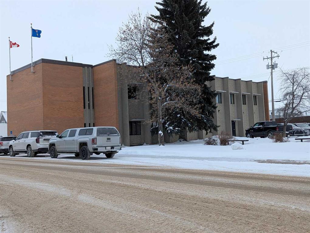 5025 50 Street, Olds, Alberta, T4H 1R9