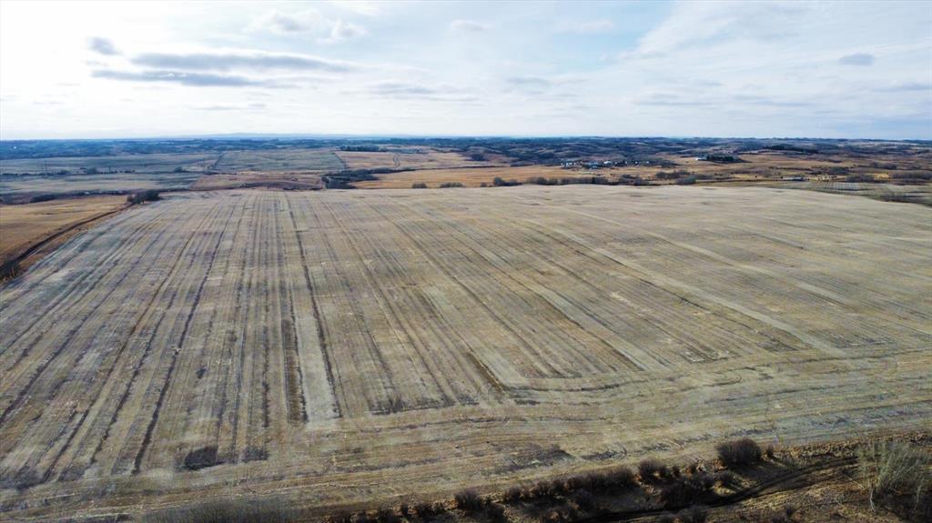 RR 25 & TWP RD 272a, Rural Rocky View County, Alberta, T4B 4P6
