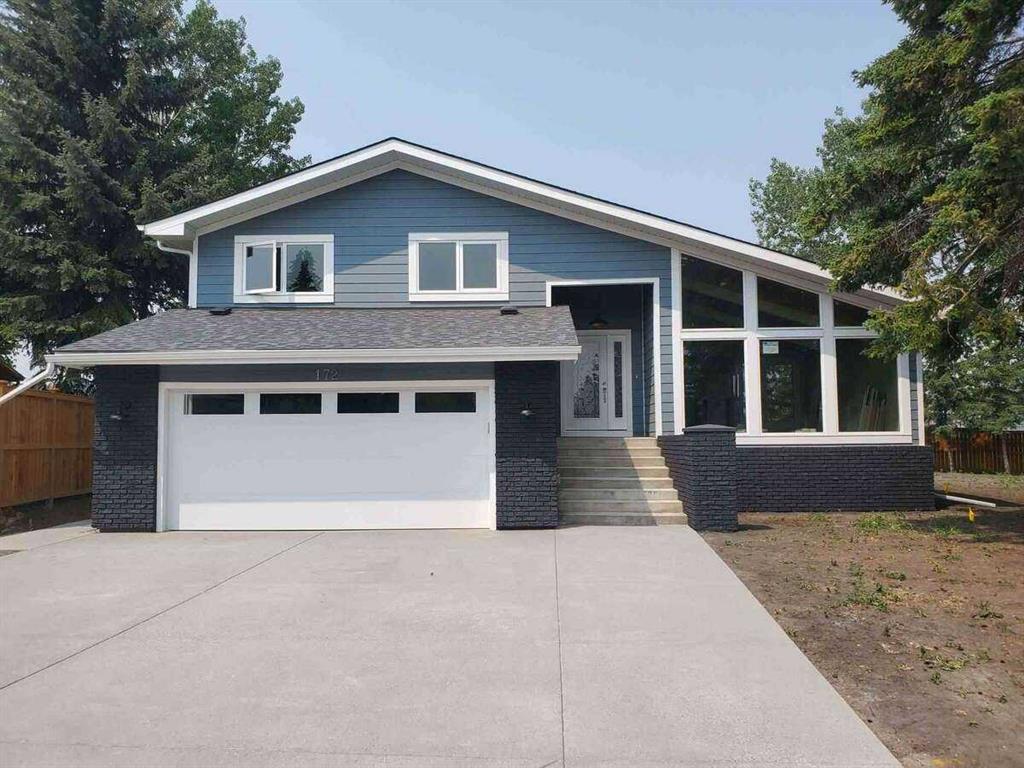 172 Oakchurch Place SW, Calgary, Alberta, T2V 4B5