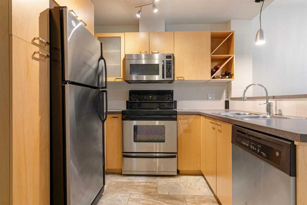 #111 315 24 Avenue SW, Calgary, Alberta, T2S 3E7