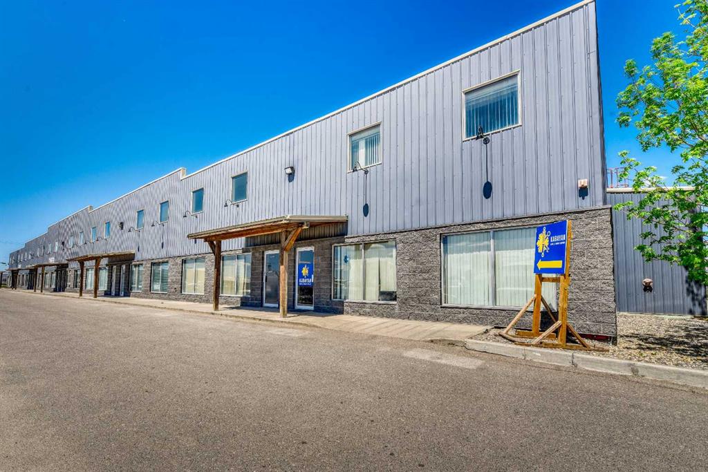 #12 10 Wrangler Place, Rural Rocky View County, Alberta, T1X 0X3