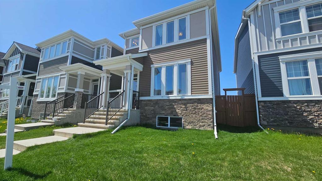 124 Red Embers Crescent, Calgary, Alberta, T3N 0R4