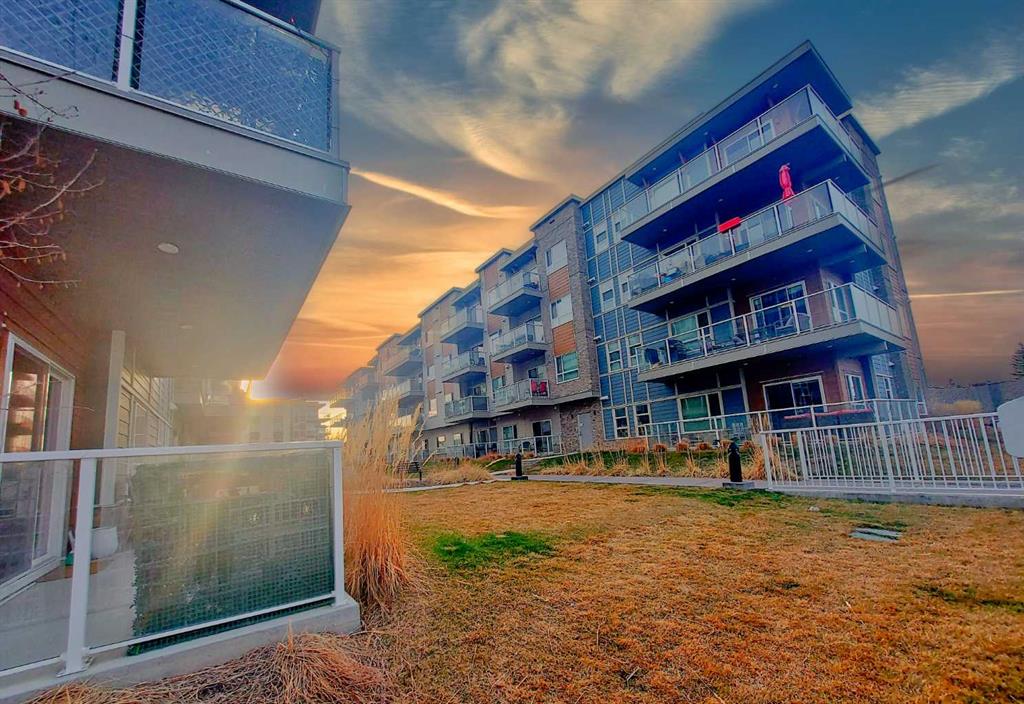 #211 200 HARVEST HILLS Place NE, Calgary, Alberta, T3K 2N3