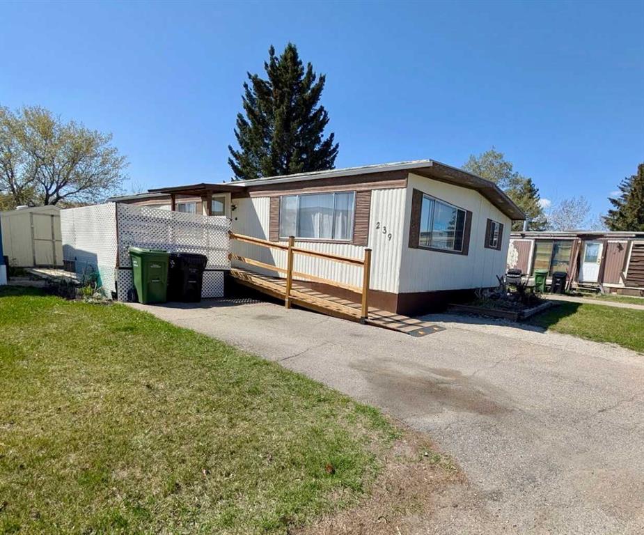 #239 3223 83 Street NW, Calgary, Alberta, T3B5N5