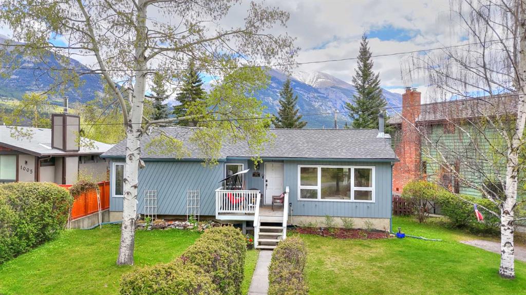 1001 9 Avenue, Canmore, Alberta, T1W1Z5