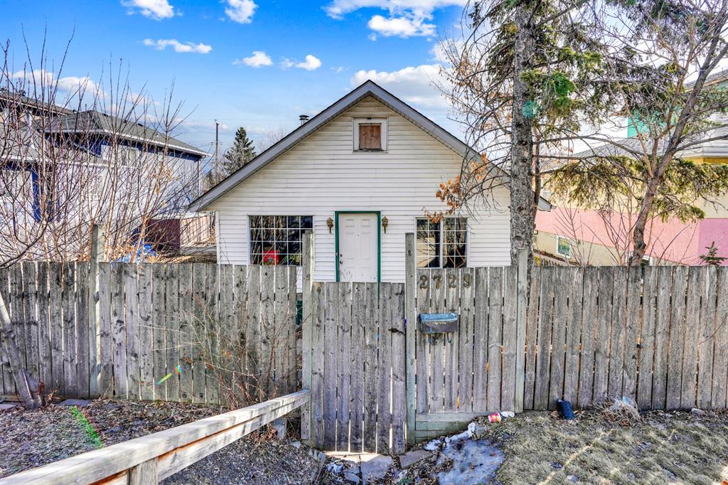 2729 16 Avenue SE, Calgary, Alberta, T2A 0M5