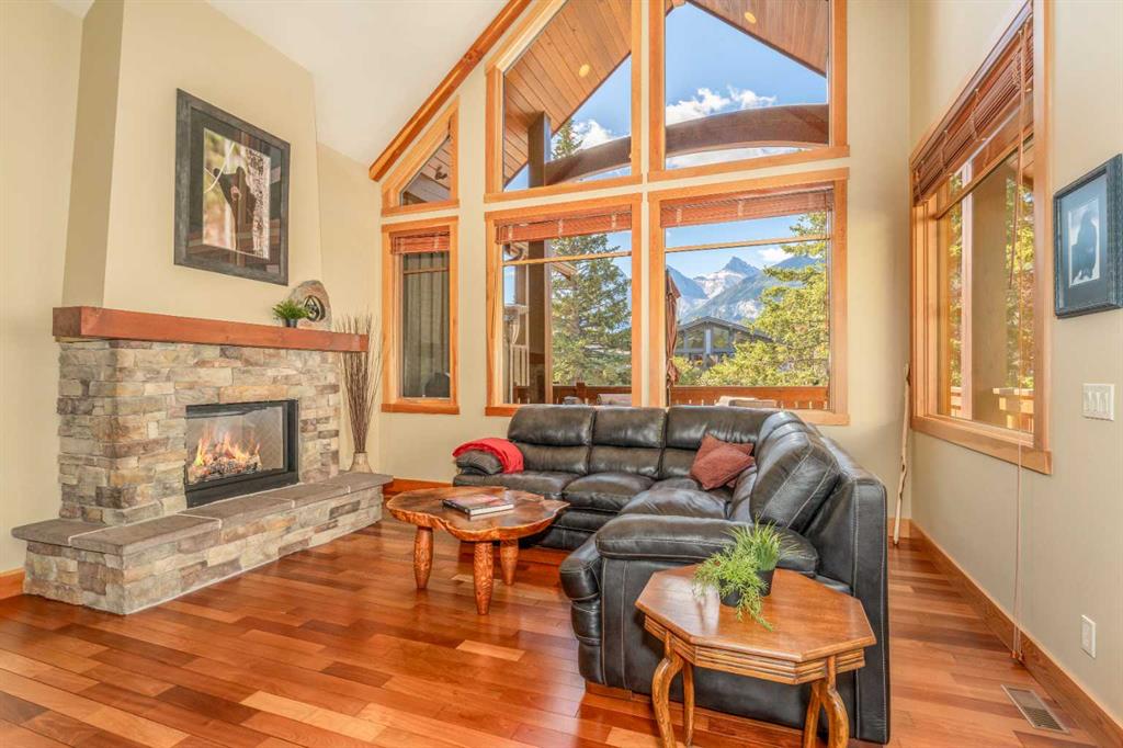 616 4 Street, Canmore, Alberta, T1W 2H3