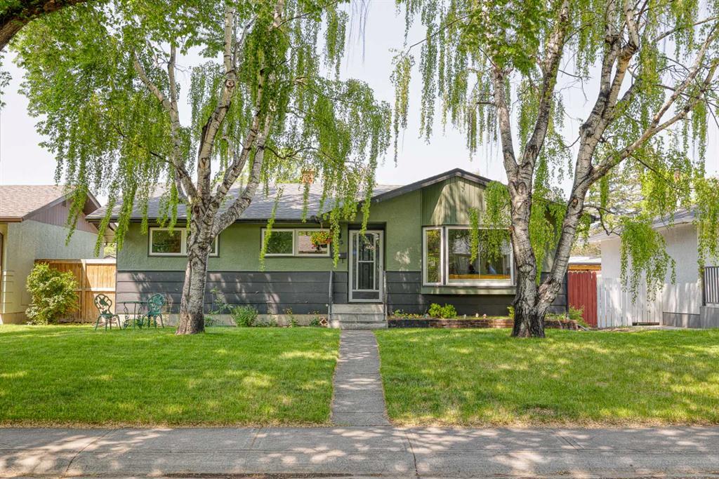 22 Armstrong Crescent SE, Calgary, Alberta, T2J0X3