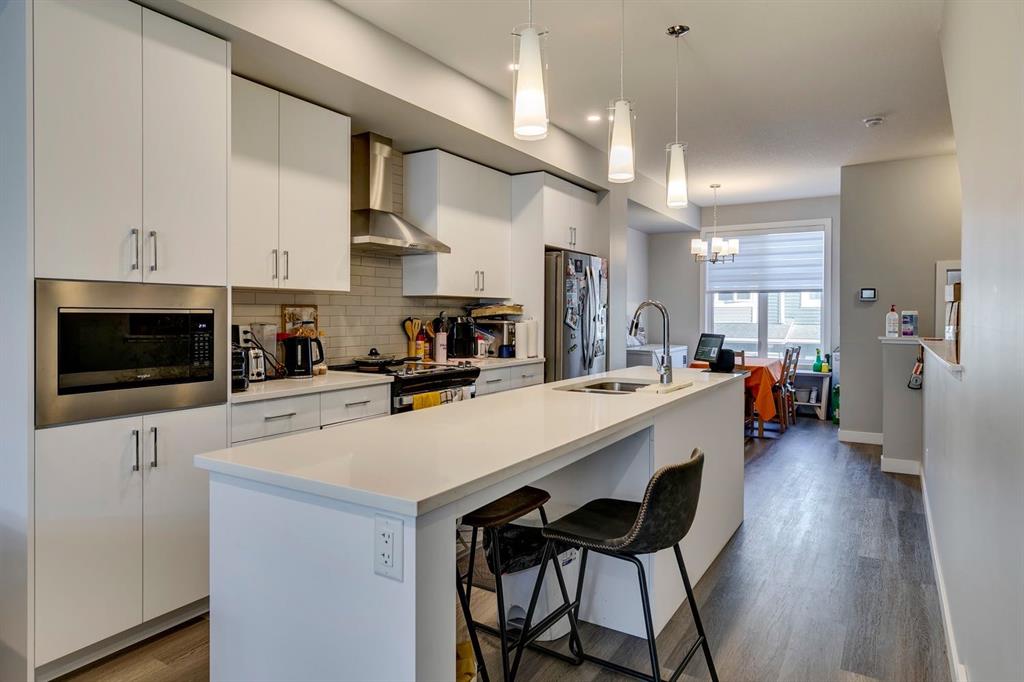 1324 Sage Hill Grove NW, Calgary, Alberta, T3R 2A1