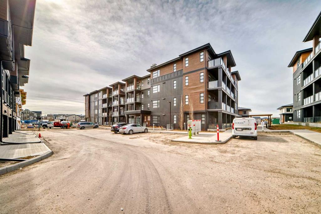 #2409 55 lucas Way NW, Calgary, Alberta, T3P2C7