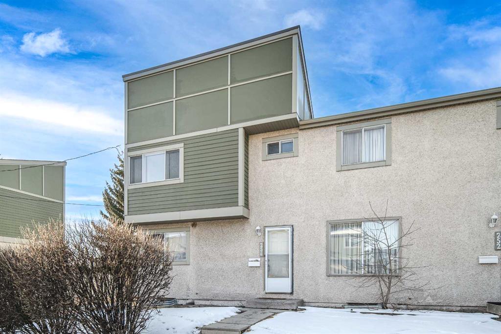 #254 406 Blackthorn Road NE, Calgary, Alberta, T2K 1K5