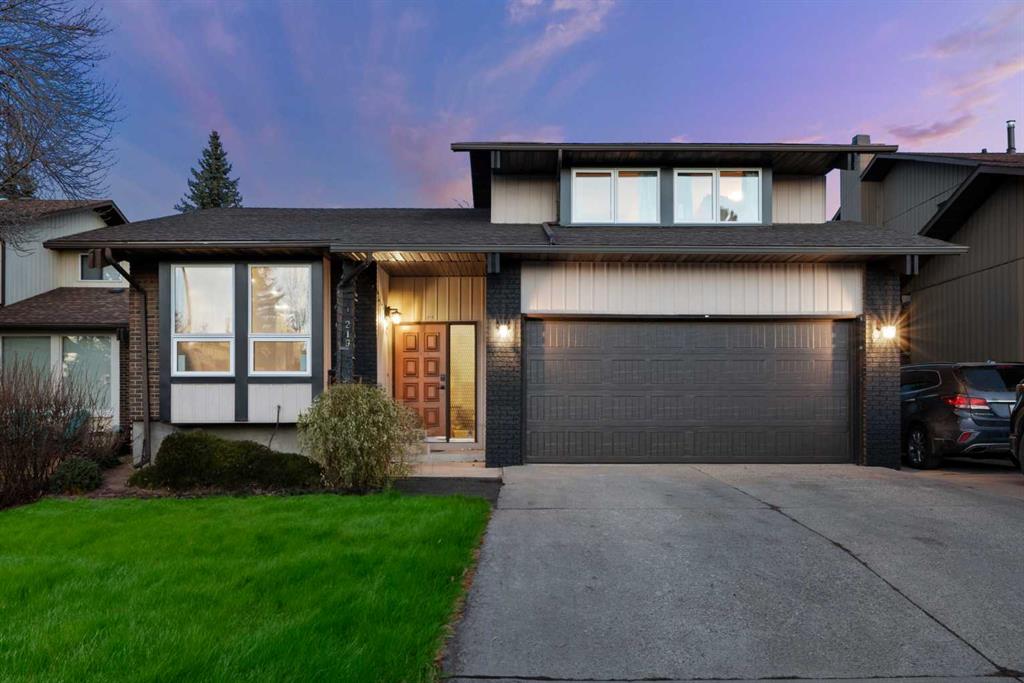 219 Berwick Way NW, Calgary, Alberta, T3K1B8