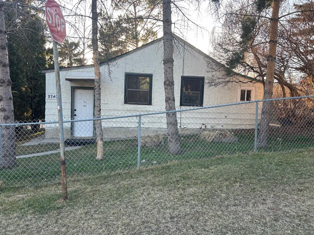 2740 11 Avenue SE, Calgary, Alberta, T2A 0E6