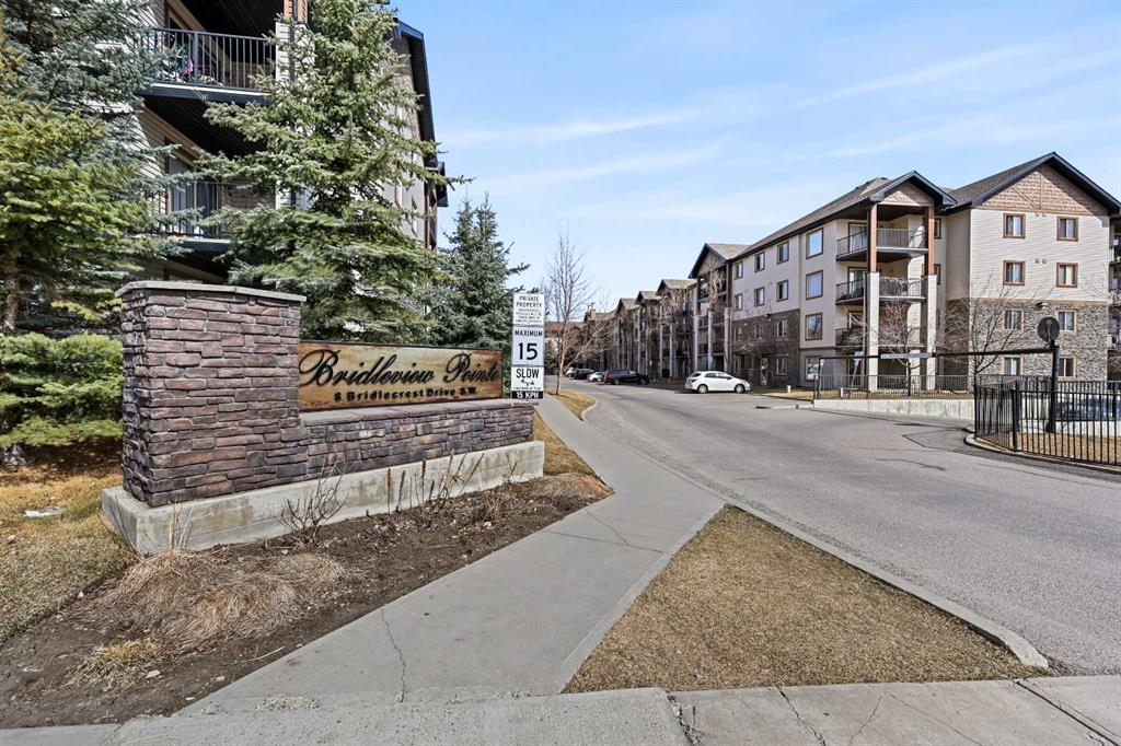 #2327 8 Bridlecrest Drive SW, Calgary, Alberta, t2y0h7