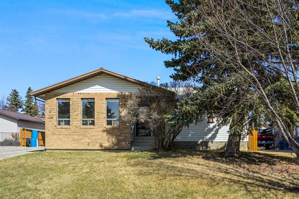 1418 Mcalpine Street, Carstairs, Alberta, T0M 0N0