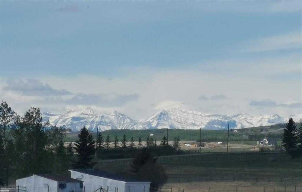 286 W Foothills Avenue, Rural Foothills County, Alberta, T1S3M5