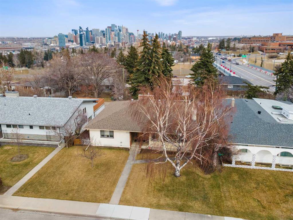 1738 Suffolk Street, Calgary, Alberta, T3C 2N2