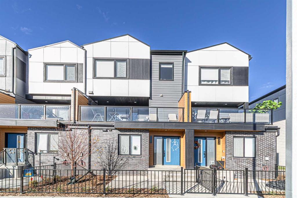 8554 19th Avenue SE, Calgary, Alberta, T2A 7W8
