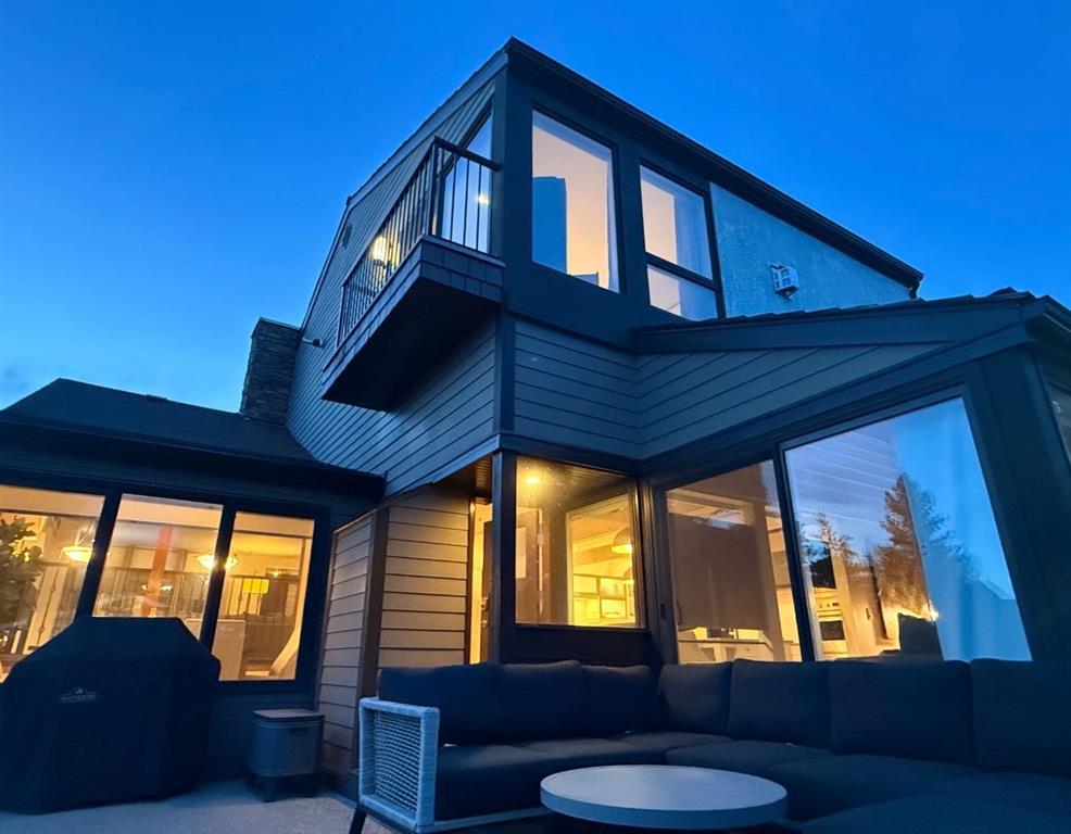 757 Alexander Crescent NW, Calgary, Alberta, T2M 4B8