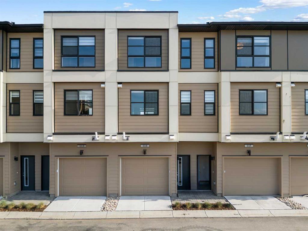 #114 285 Chelsea Court, Chestermere, Alberta, T1X 2W7