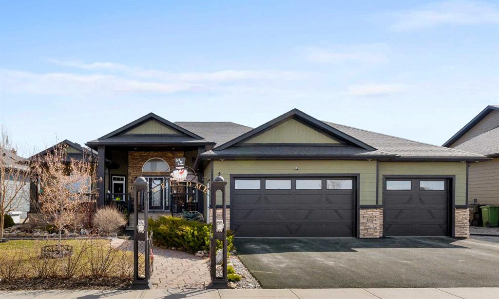 79 Harrison Green, Olds, Alberta, T4H 0E5