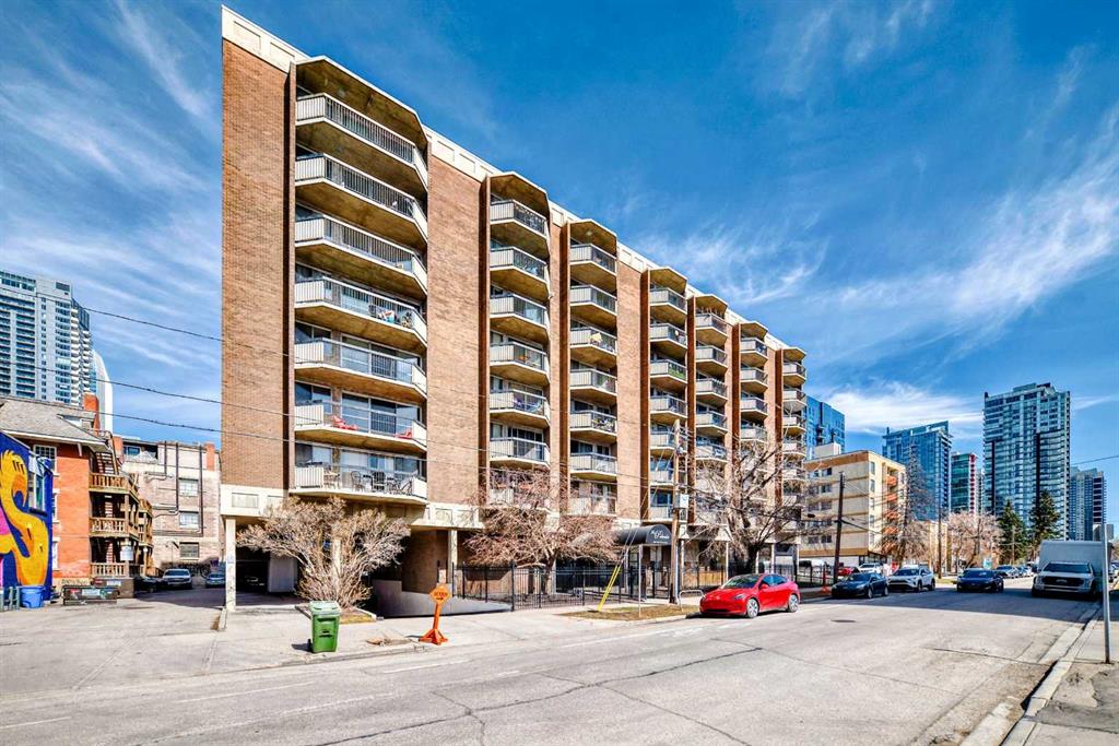 #212 340 14 Avenue SW, Calgary, Alberta, T2R1H4