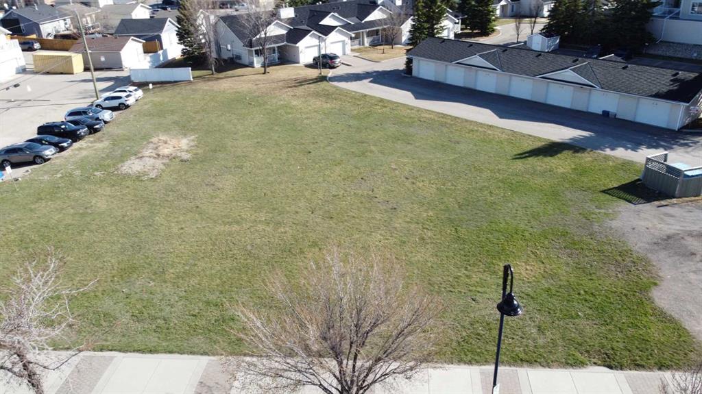 205 1 Avenue, Airdrie, Alberta, T4B 2M9
