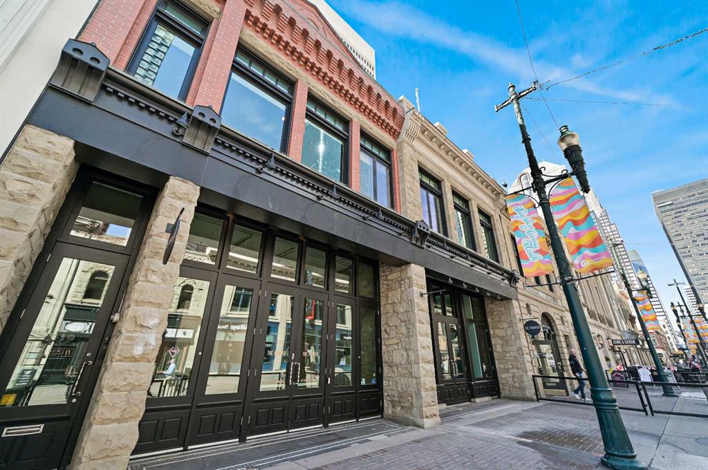 117 & 119 8 Avenue SW, Calgary, Alberta, T2P1B4
