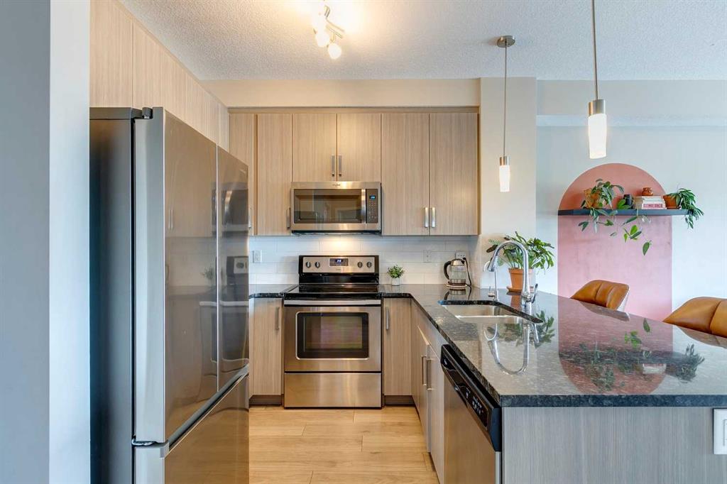#311 200 Cranfield Common SE, Calgary, Alberta, T3M 1S2