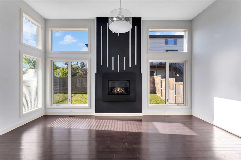 56 Evansview Park NW, Calgary, Alberta, T3P 0J5