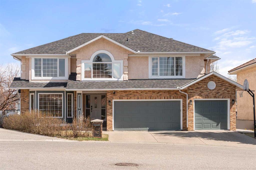 121 Candle Place SW, Calgary, Alberta, T2W 5R7