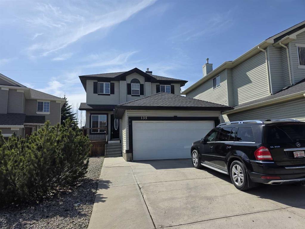 135 VALLEY CREST Close NW, Calgary, Alberta, T3B 5X2