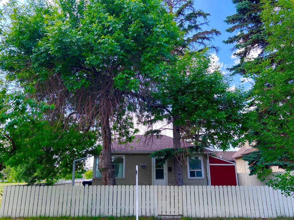 2235 15A Street SE, Calgary, Alberta, T2G 3N2