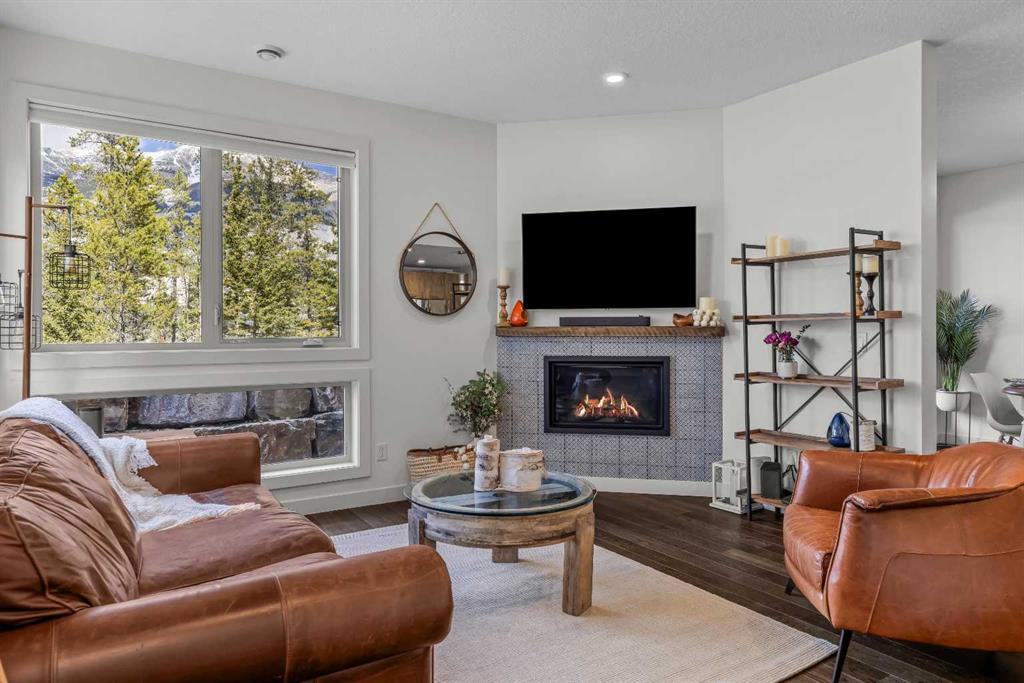 #302 102 Stewart Creek Rise, Canmore, Alberta, T1W 0E3