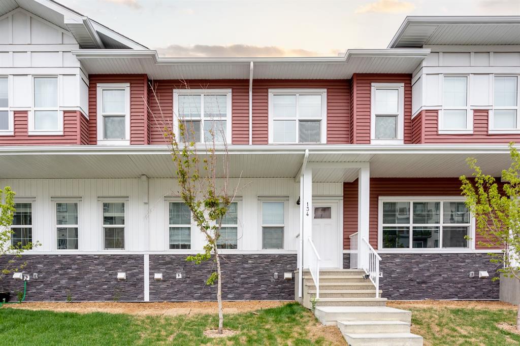 134 Merganser Drive W, Chestermere, Alberta, T1X 2X8