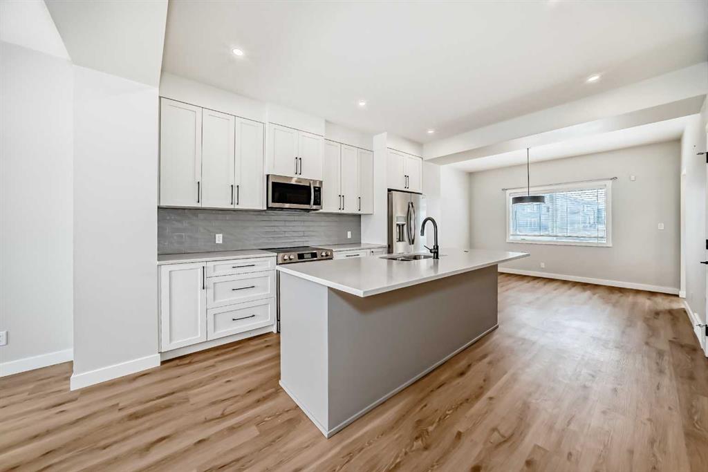 41 River Heights Drive, Cochrane, Alberta, T4C0Y1