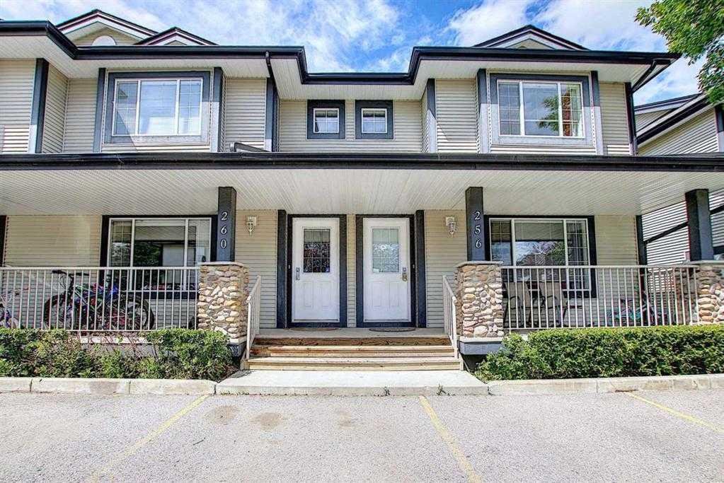 260 Stonemere Place, Chestermere, Alberta, T1X 1N2